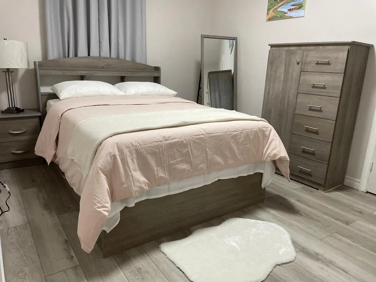 Luxurious Cozy House In Bluffs With Lake View Villa Toronto Holiday home
