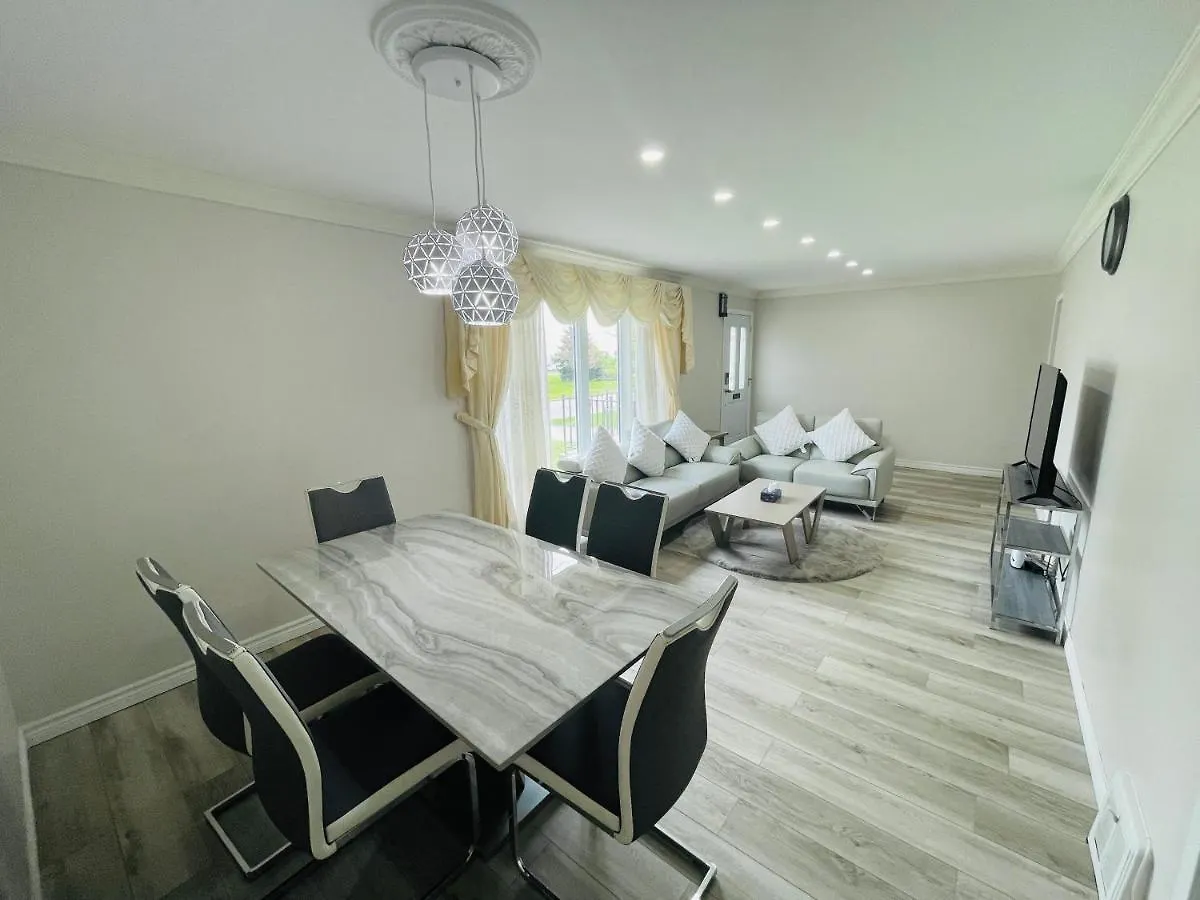 Luxurious Cozy House In Bluffs With Lake View Villa Toronto 0*,